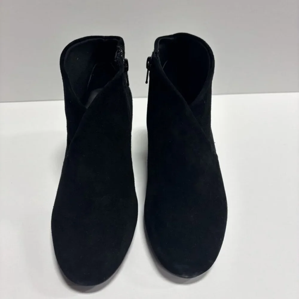 David Tate Women’s Prescott Black Ankle Booties, Size 7 M